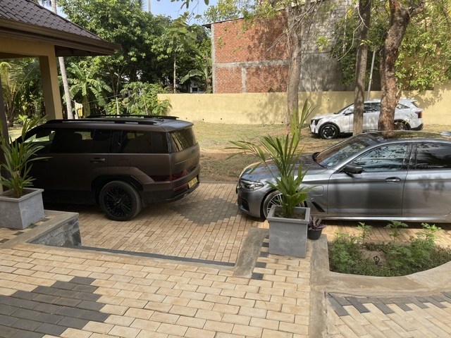 Spacious On-Site Secure Parking